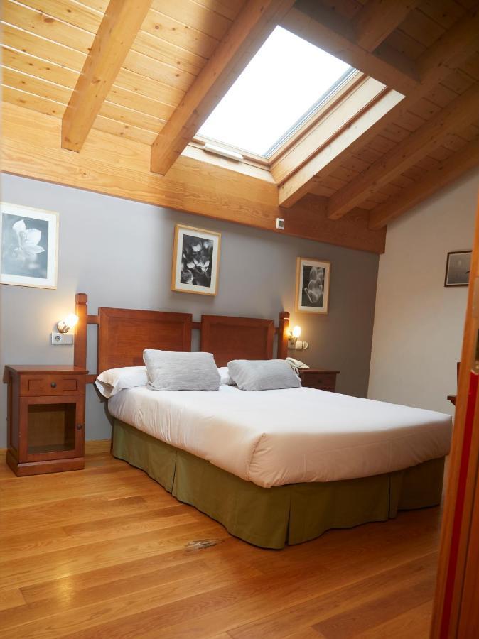 Hotel Casa Azcona Zizur Mayor Luaran gambar