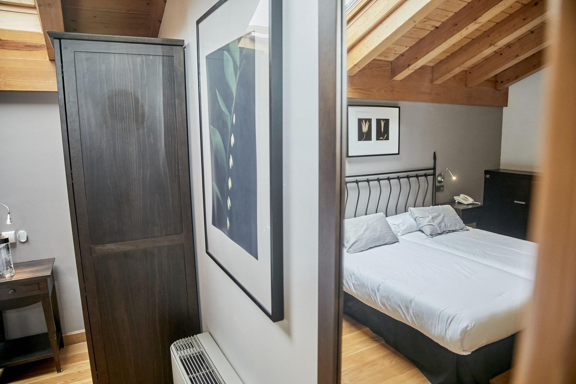 Hotel Casa Azcona Zizur Mayor Luaran gambar