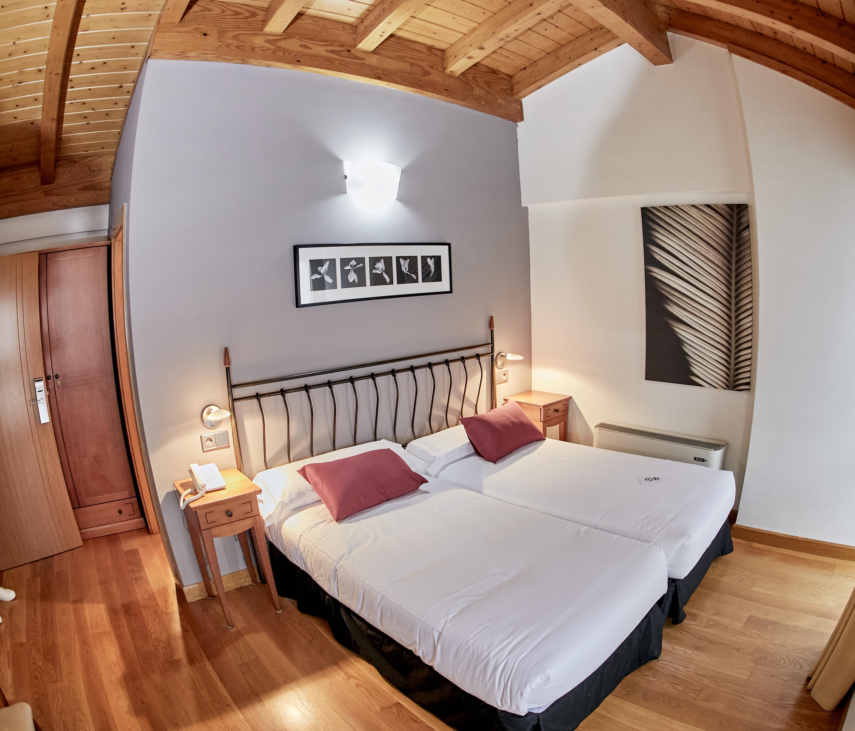 Hotel Casa Azcona Zizur Mayor Luaran gambar